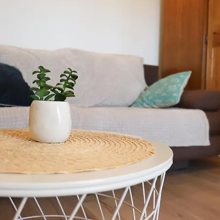 Apartment Anna 350m From The Beach